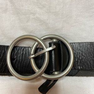 Black 2 circle belt
